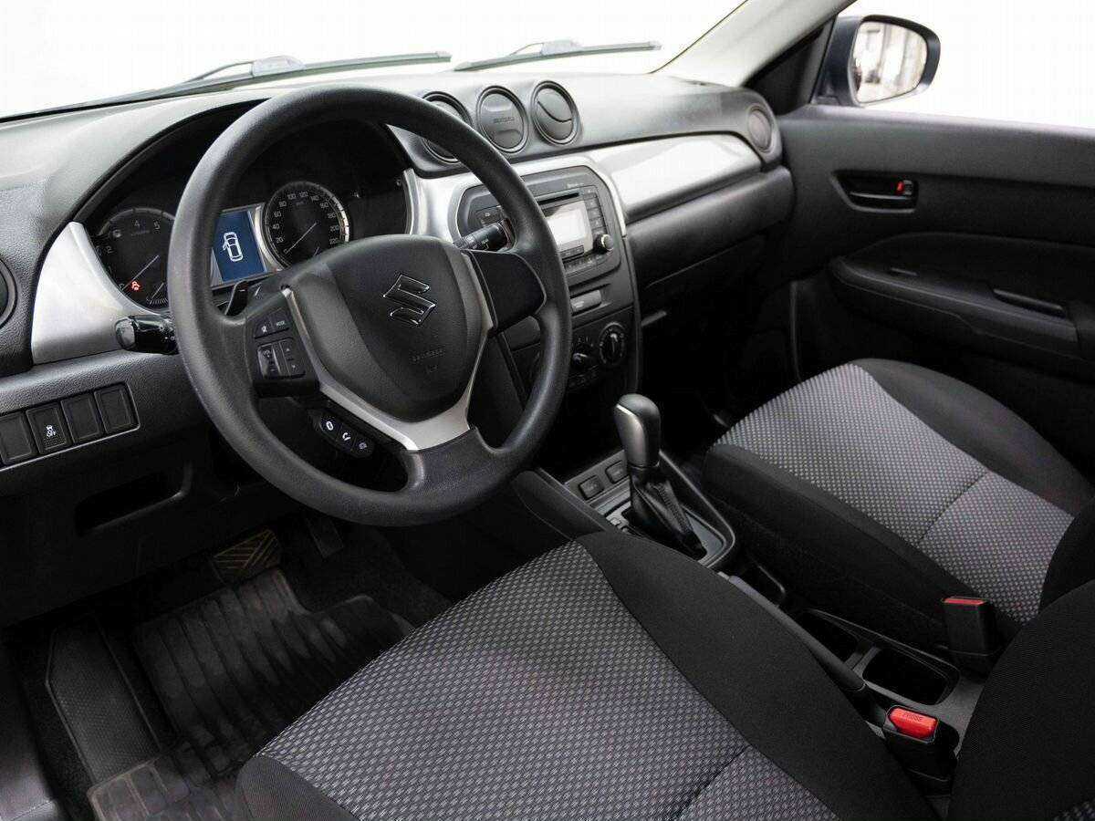 Suzuki Vitara с пробегом — 2016 год. Фото: #9