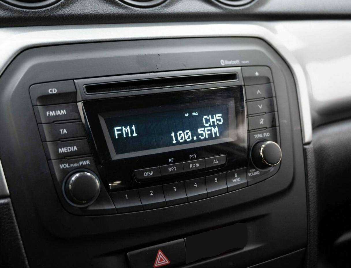 Suzuki Vitara с пробегом — 2016 год. Фото: #19