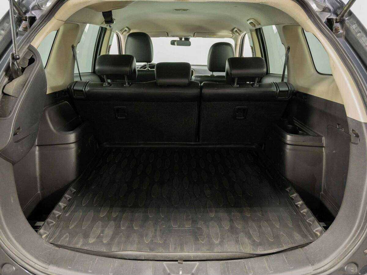 Mitsubishi Outlander с пробегом — 2013 год. Фото: #24