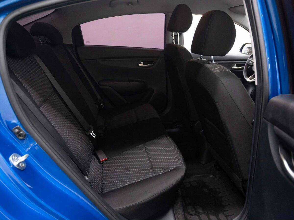 Kia Rio с пробегом — 2018 год. Фото: #9