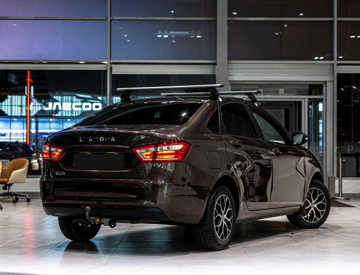 Lada (ВАЗ) Vesta с пробегом — 2021 год. Фото: #2