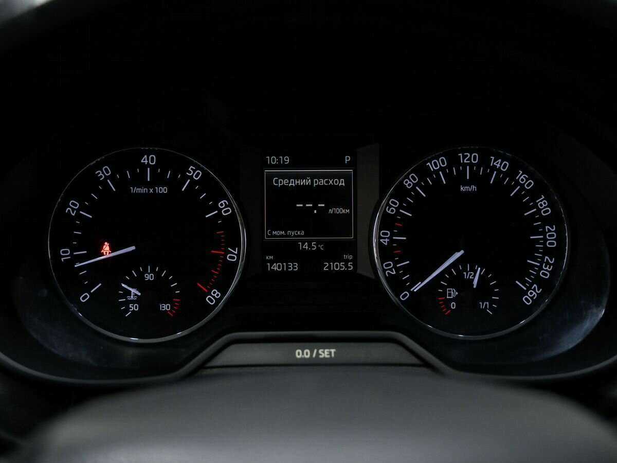 Skoda Octavia с пробегом — 2015 год. Фото: #21
