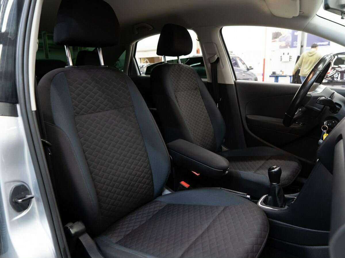 Volkswagen Polo с пробегом — 2019 год. Фото: #8