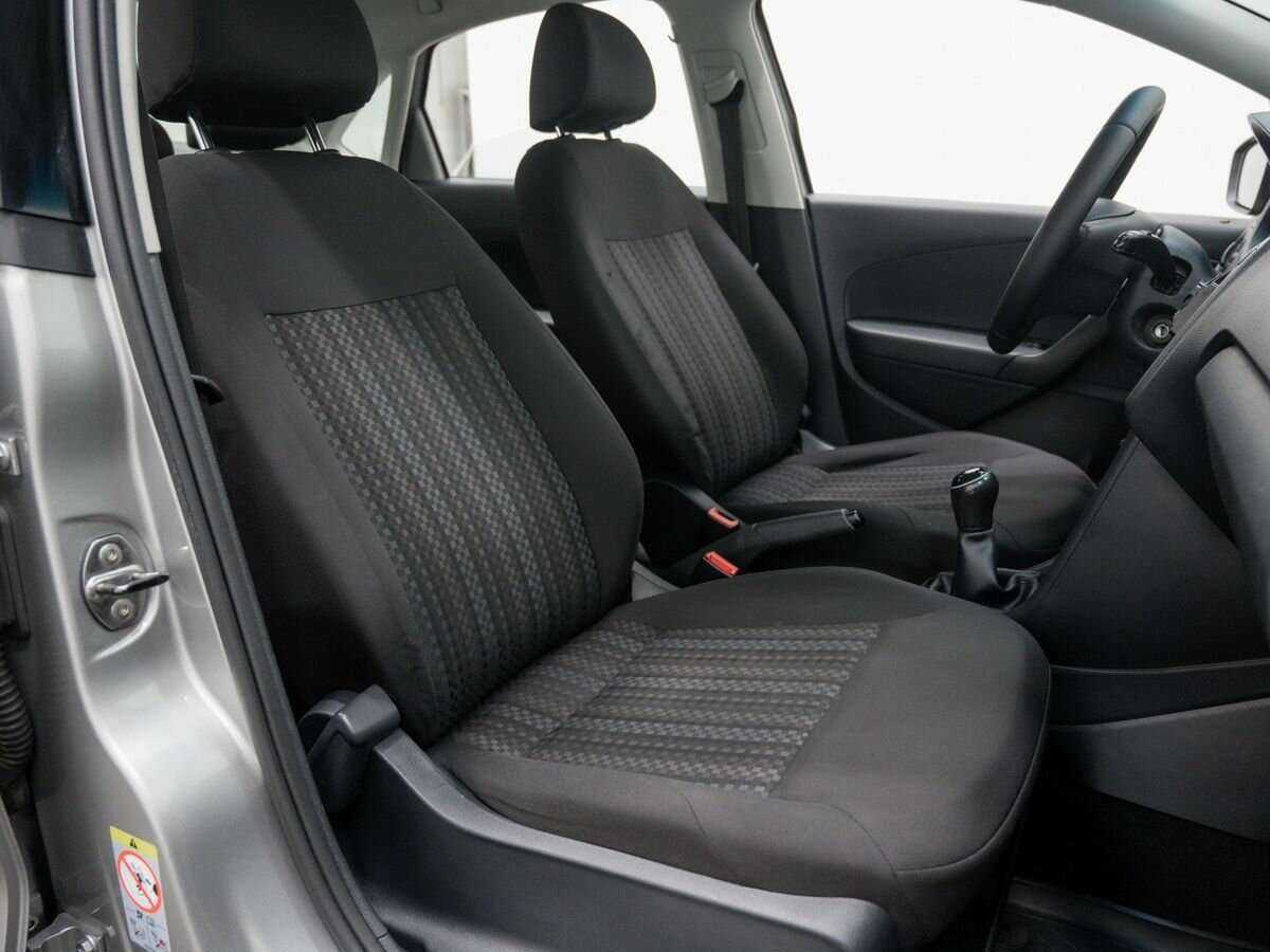 Volkswagen Polo с пробегом — 2020 год. Фото: #7