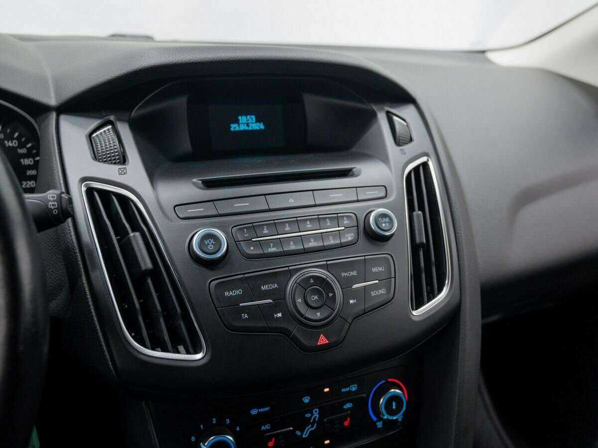 Ford Focus с пробегом — 2017 год. Фото: #18