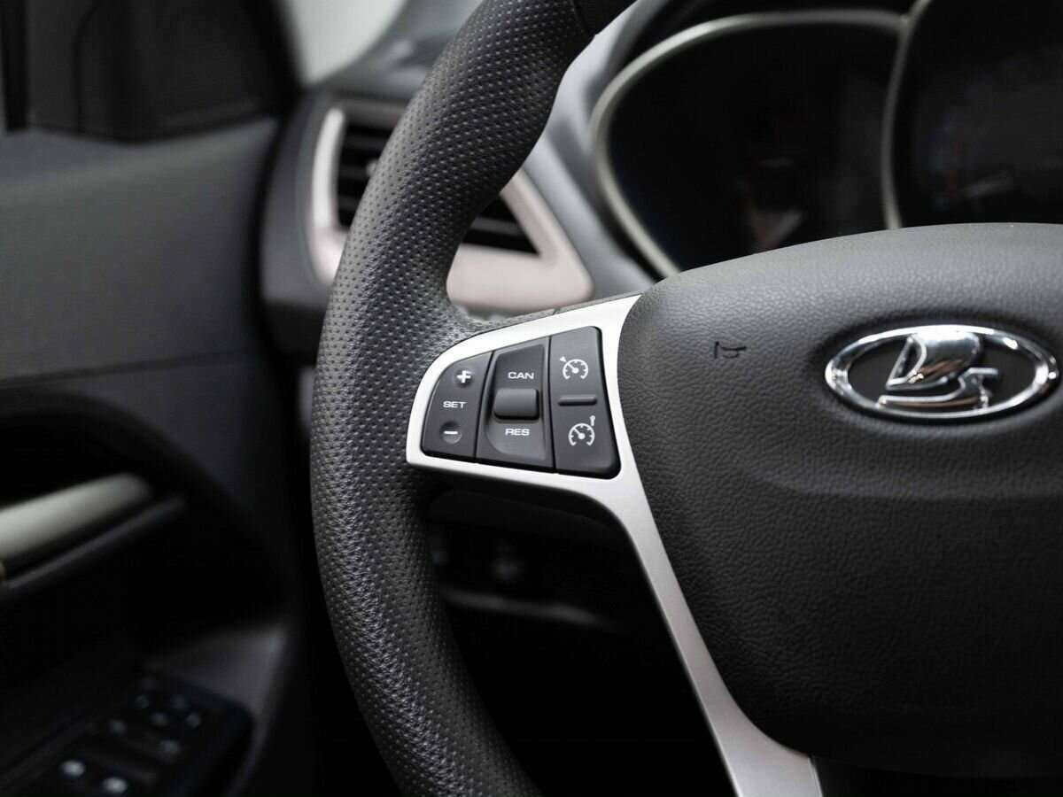 Lada (ВАЗ) Vesta с пробегом — 2018 год. Фото: #16