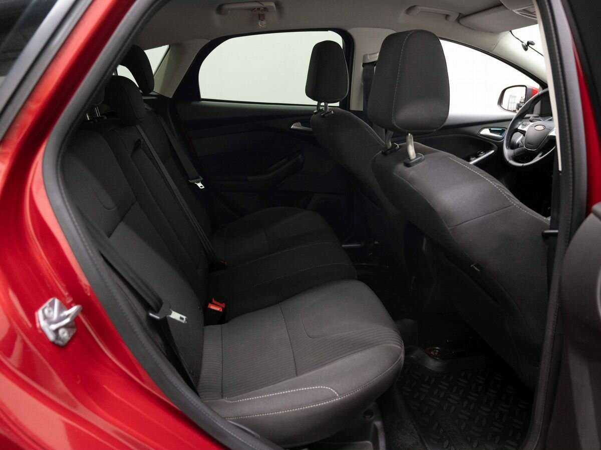 Ford Focus с пробегом — 2014 год. Фото: #9