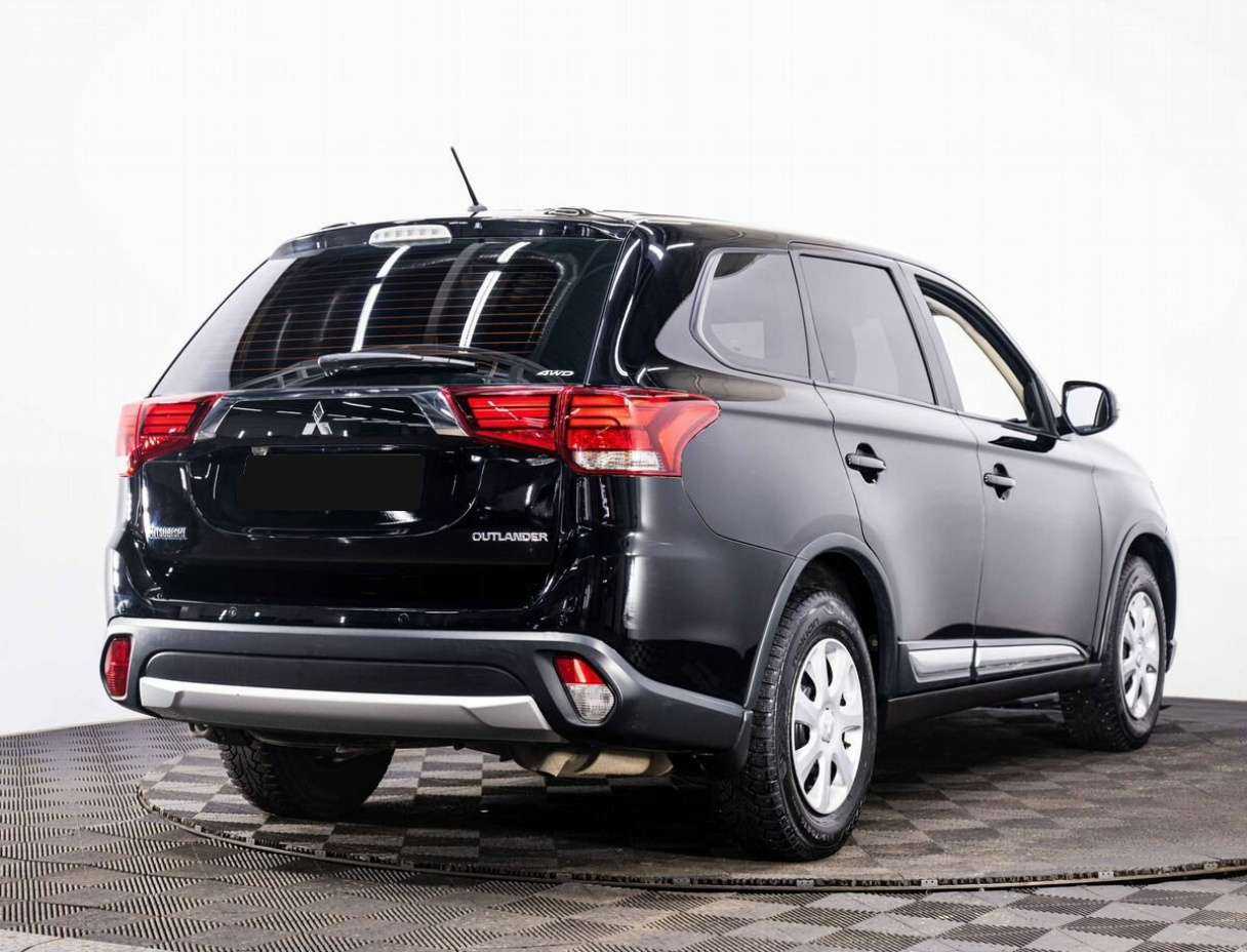 Mitsubishi Outlander с пробегом — 2016 год. Фото: #5