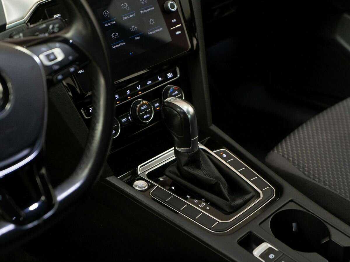 Volkswagen Passat с пробегом — 2017 год. Фото: #11