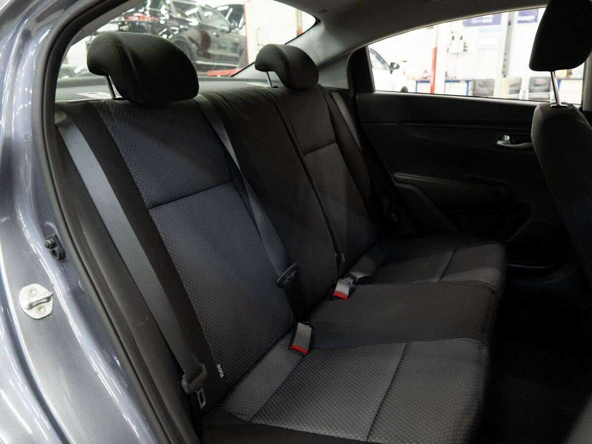 Kia Rio с пробегом — 2021 год. Фото: #8