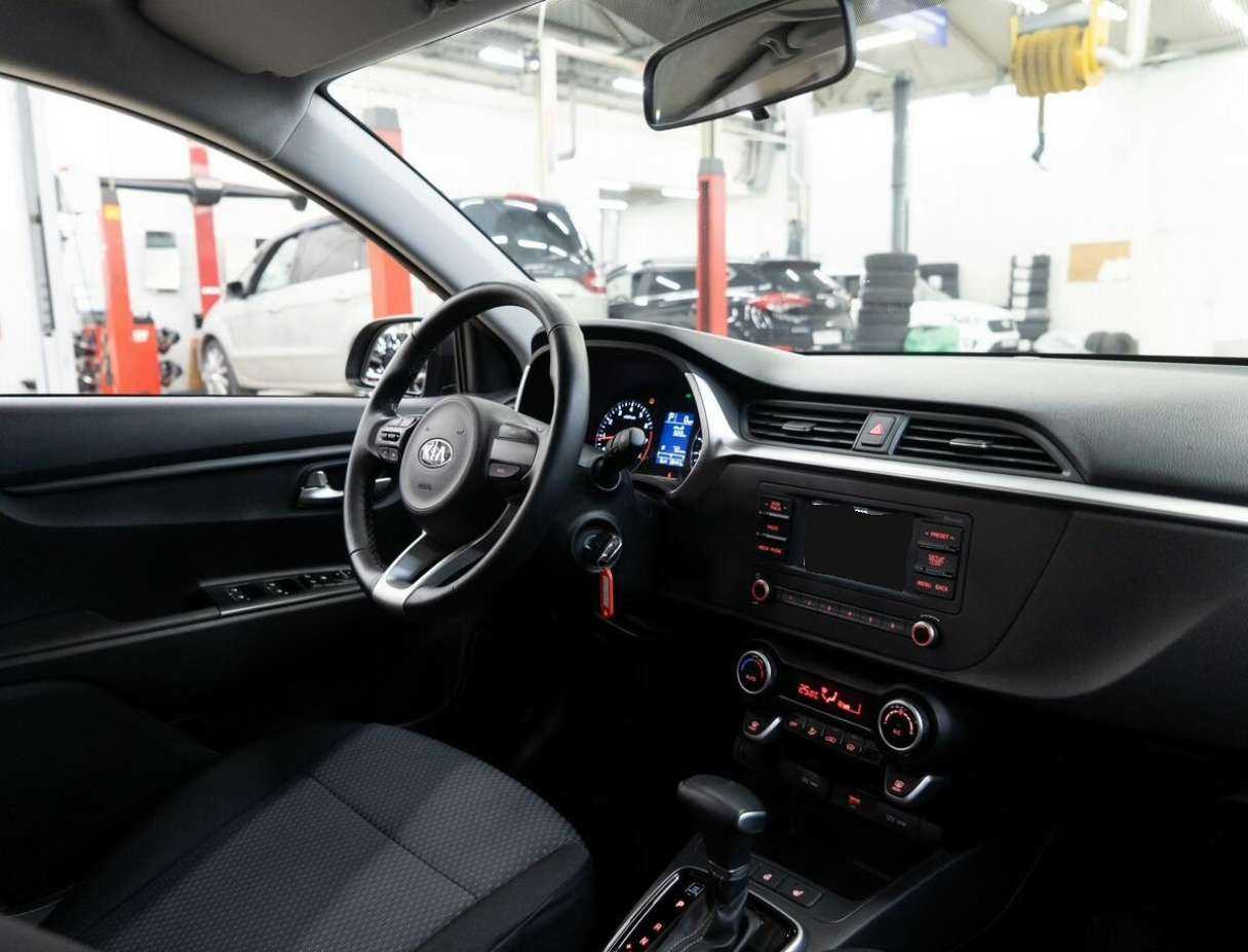 Kia Rio с пробегом — 2021 год. Фото: #17