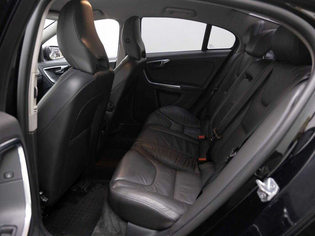 Volvo S60 с пробегом — 2013 год. Фото: #11