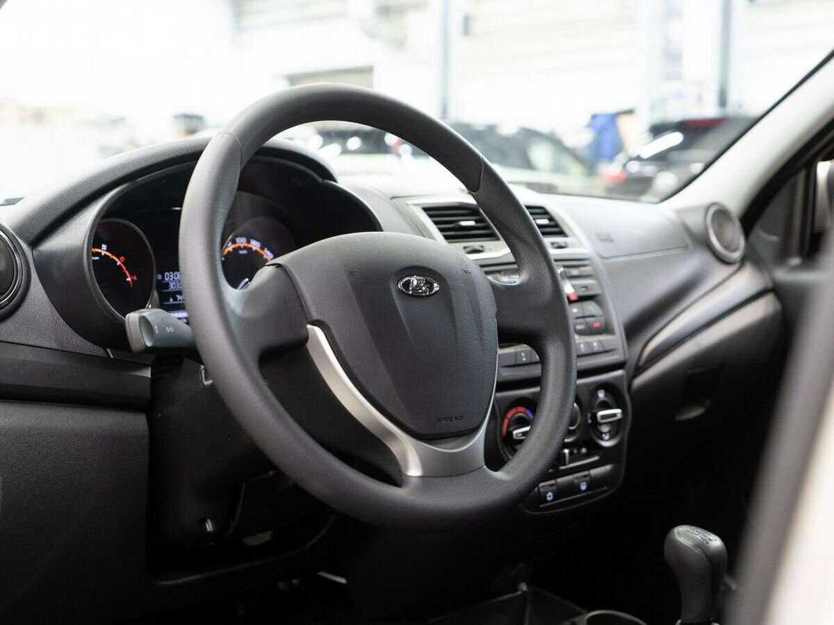 Lada (ВАЗ) Granta с пробегом — 2021 год. Фото: #4