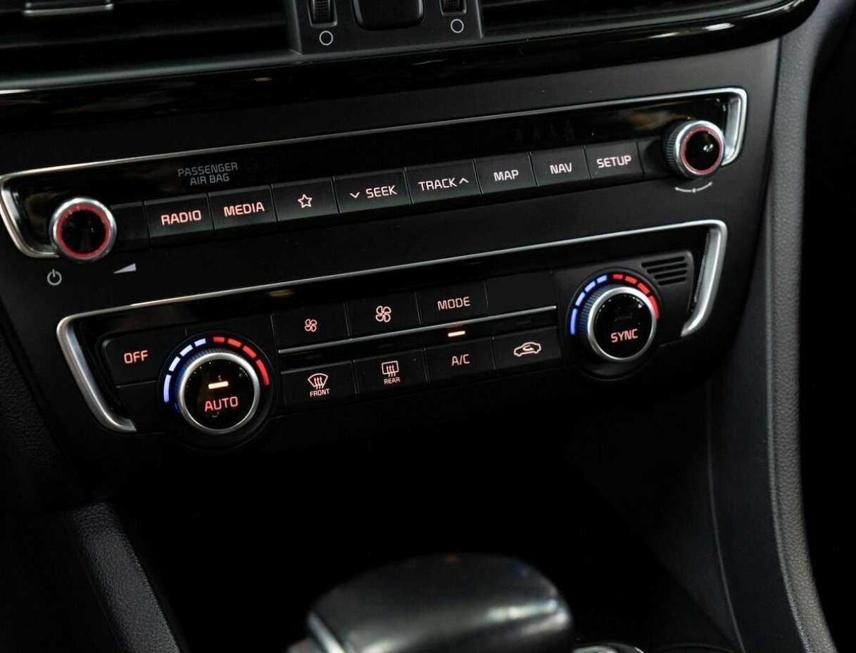 Kia Optima с пробегом — 2019 год. Фото: #10