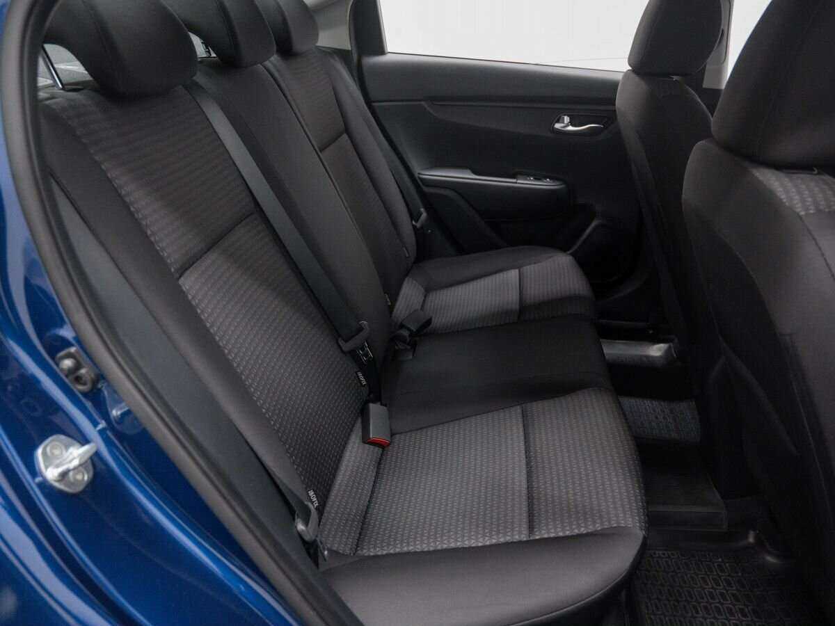 Kia Rio с пробегом — 2022 год. Фото: #9