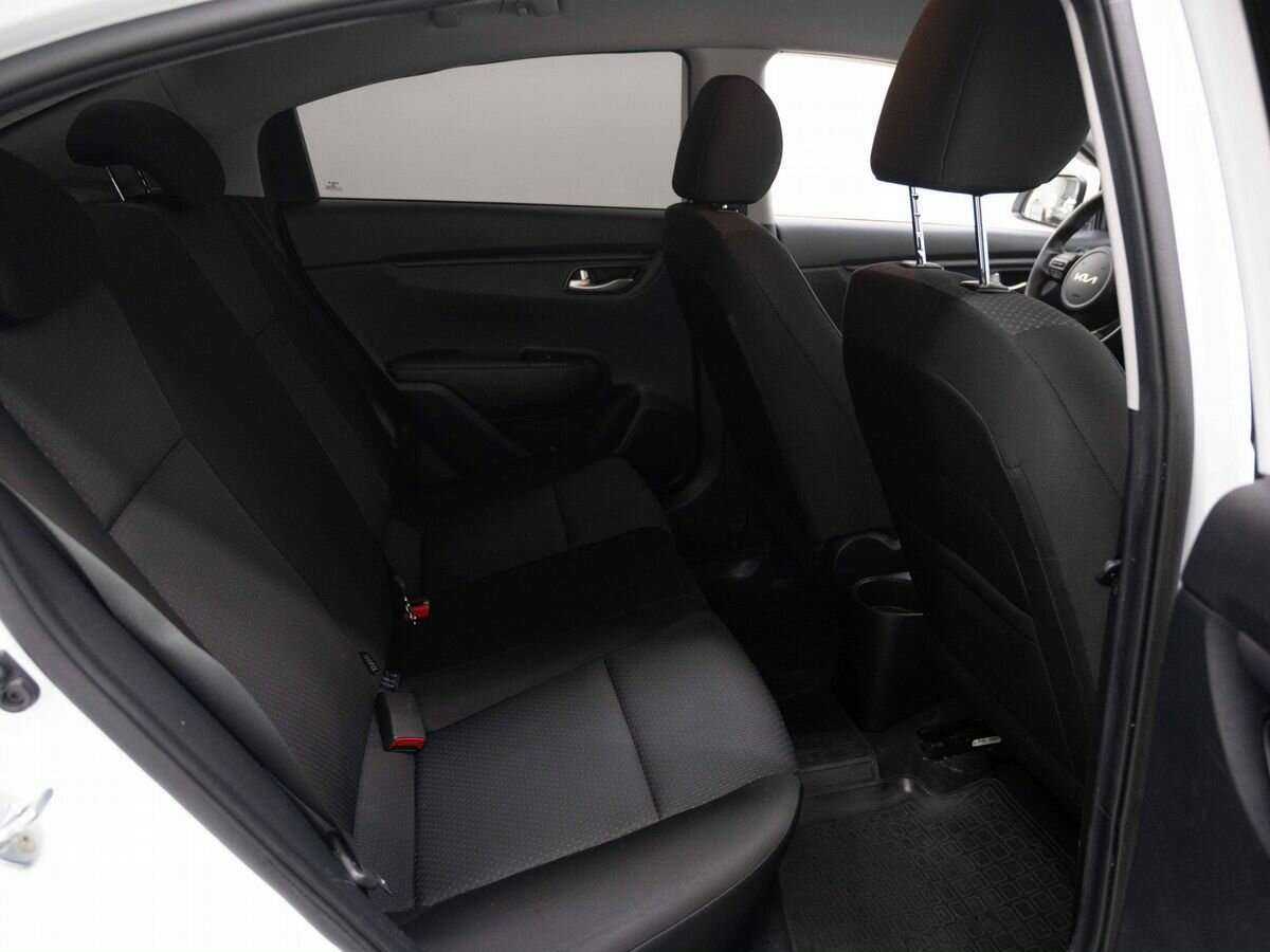 Kia Rio с пробегом — 2022 год. Фото: #15