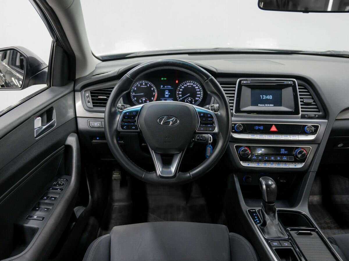 Hyundai Sonata с пробегом — 2017 год. Фото: #11