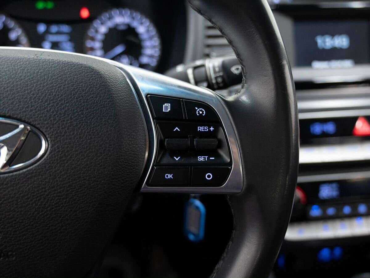 Hyundai Sonata с пробегом — 2017 год. Фото: #18