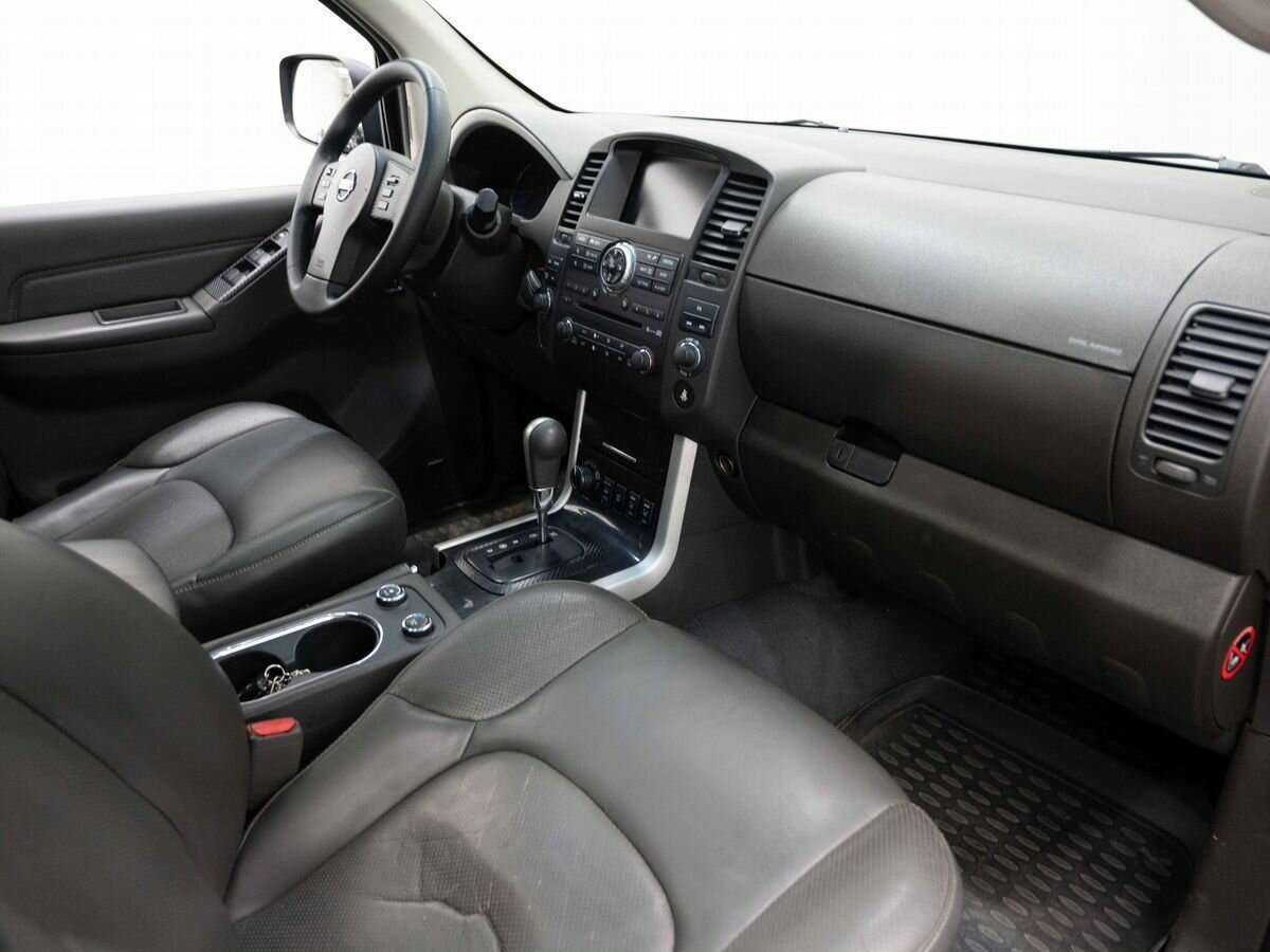 Nissan Pathfinder с пробегом — 2013 год. Фото: #10