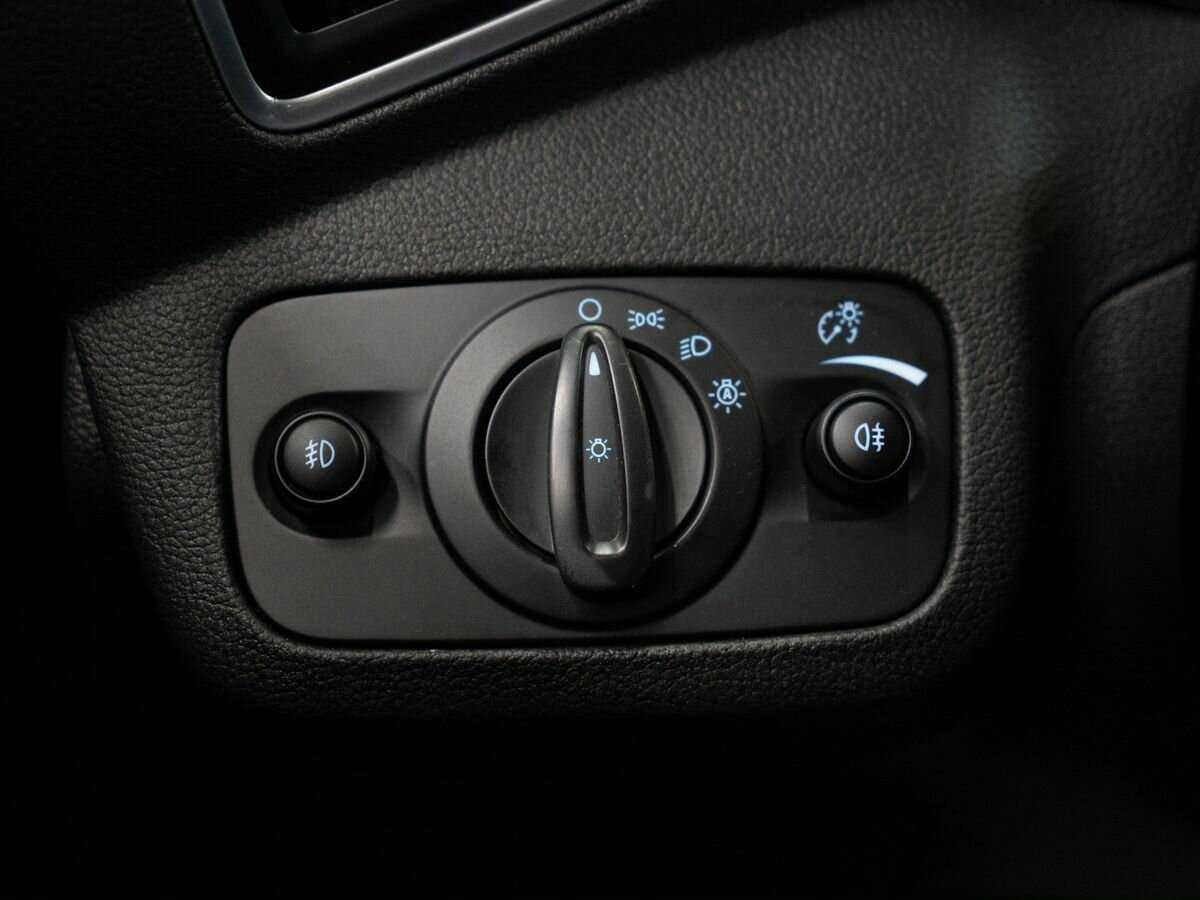 Ford Kuga с пробегом — 2013 год. Фото: #15