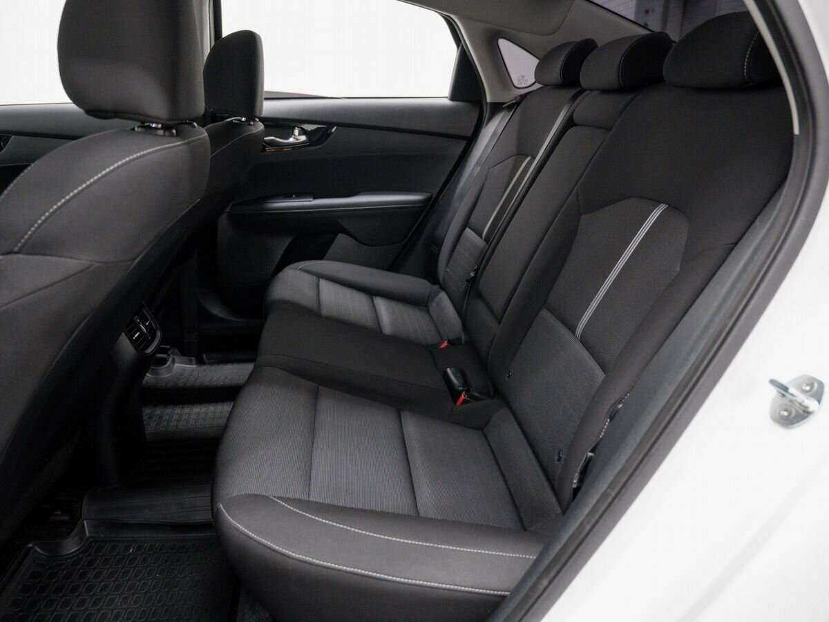 Kia Cerato с пробегом — 2019 год. Фото: #11