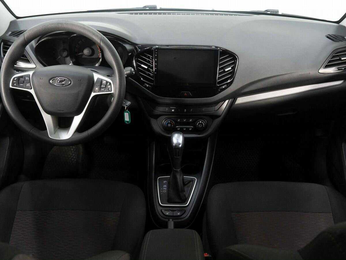 Lada (ВАЗ) Vesta с пробегом — 2020 год. Фото: #12