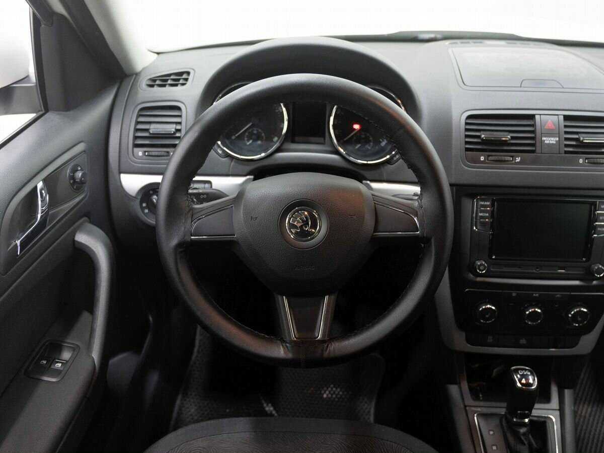 Skoda Yeti с пробегом — 2014 год. Фото: #12