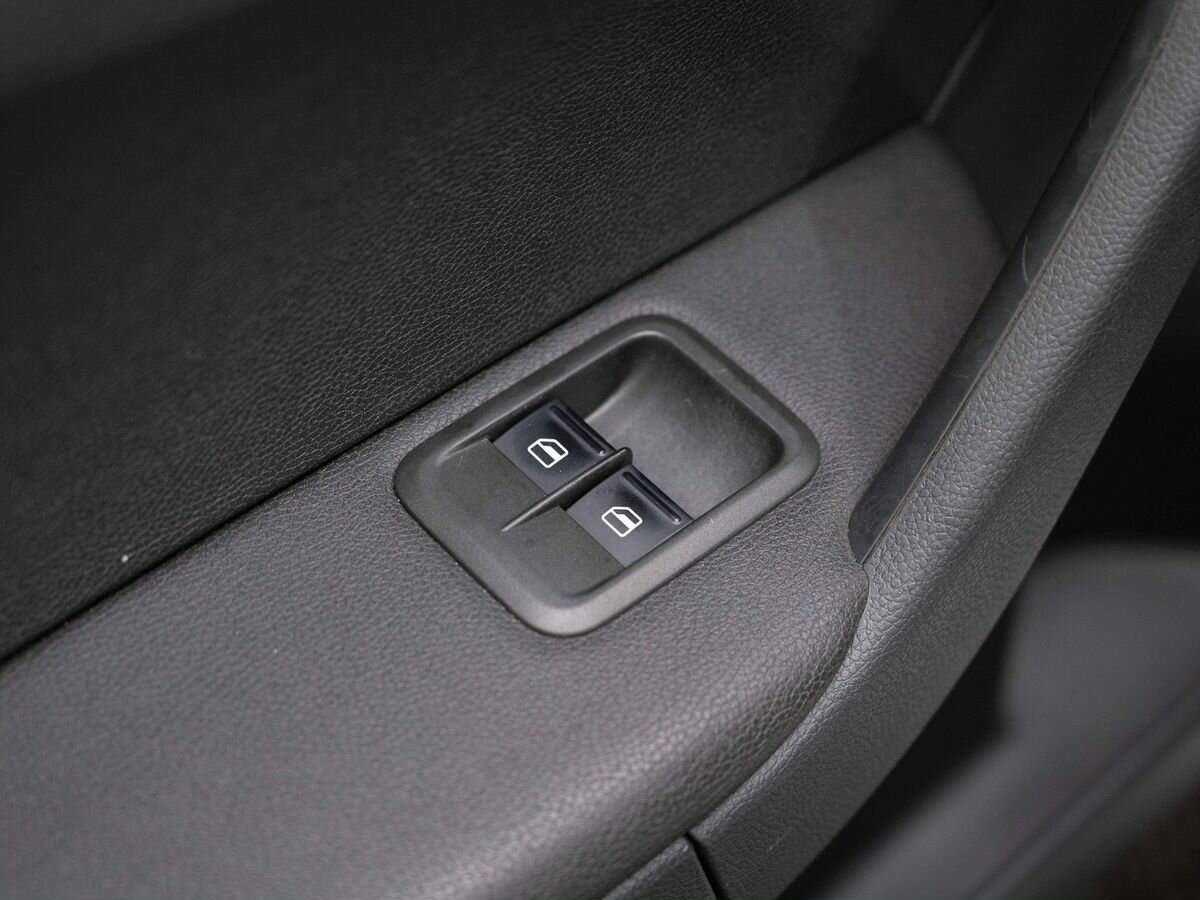 Skoda Yeti с пробегом — 2014 год. Фото: #14