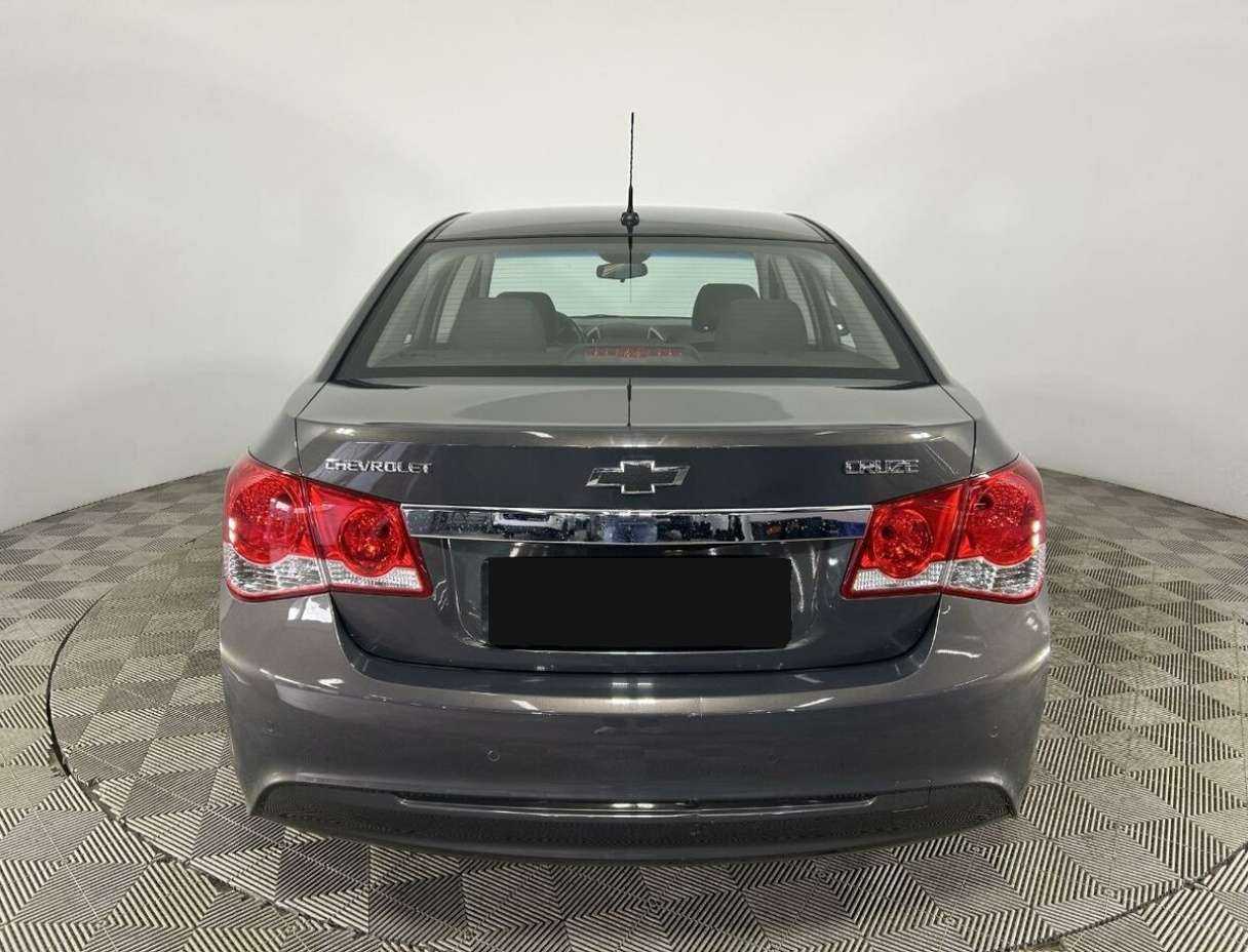 Chevrolet Cruze с пробегом — 2013 год. Фото: #2