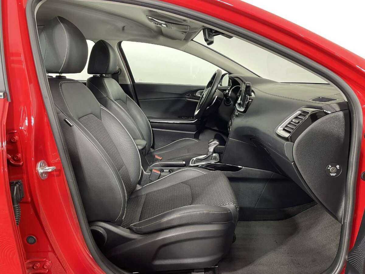 Kia Ceed с пробегом — 2020 год. Фото: #13