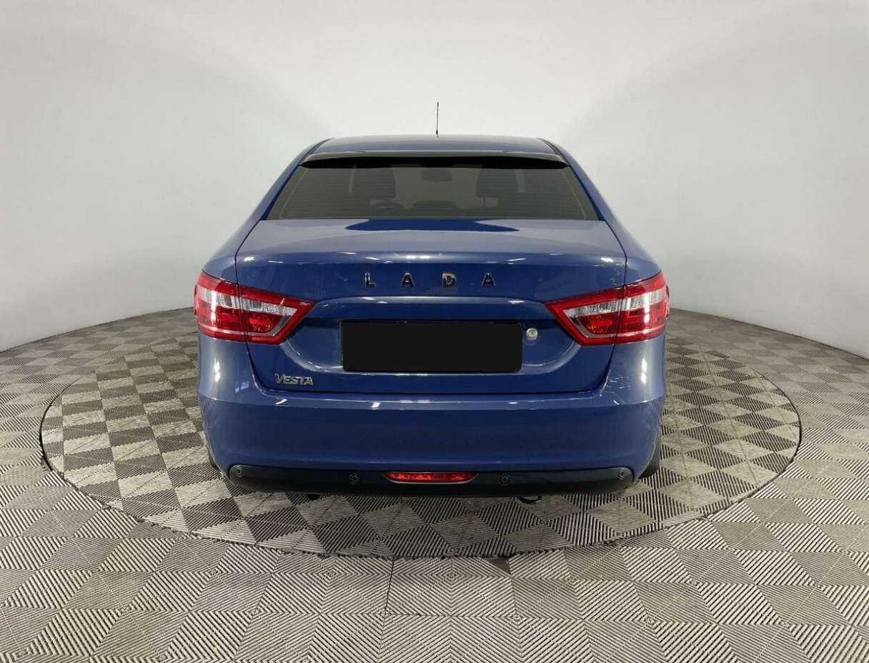 Lada (ВАЗ) Vesta с пробегом — 2017 год. Фото: #2