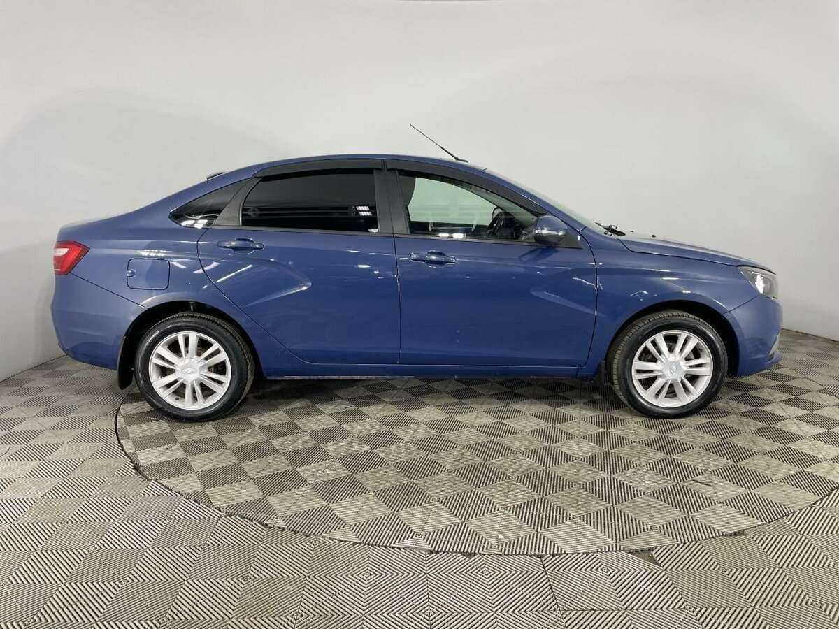 Lada (ВАЗ) Vesta с пробегом — 2017 год. Фото: #3