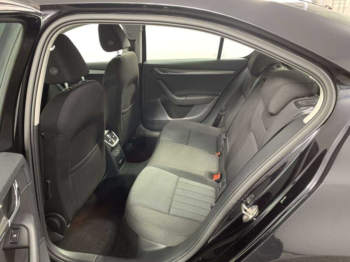 Skoda Octavia с пробегом — 2018 год. Фото: #7