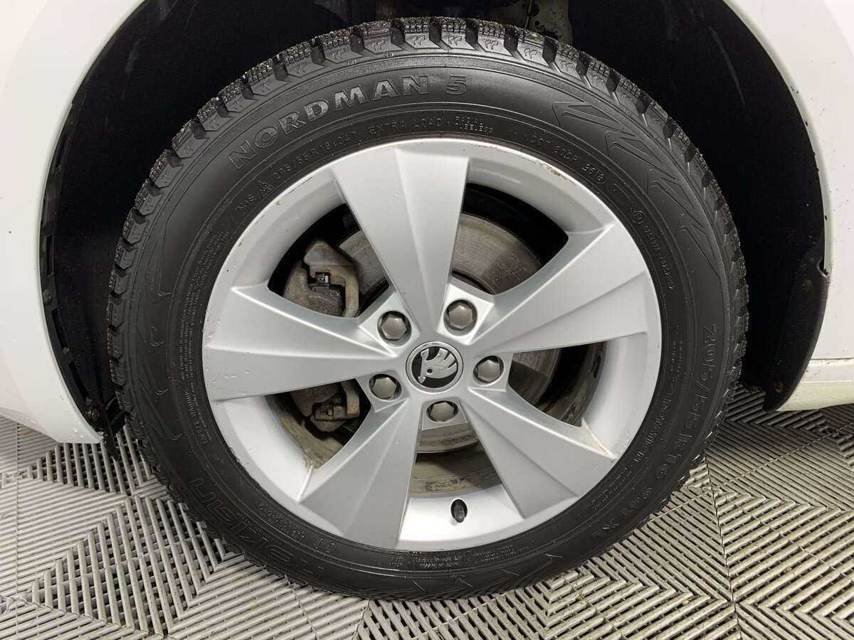 Skoda Octavia с пробегом — 2018 год. Фото: #17