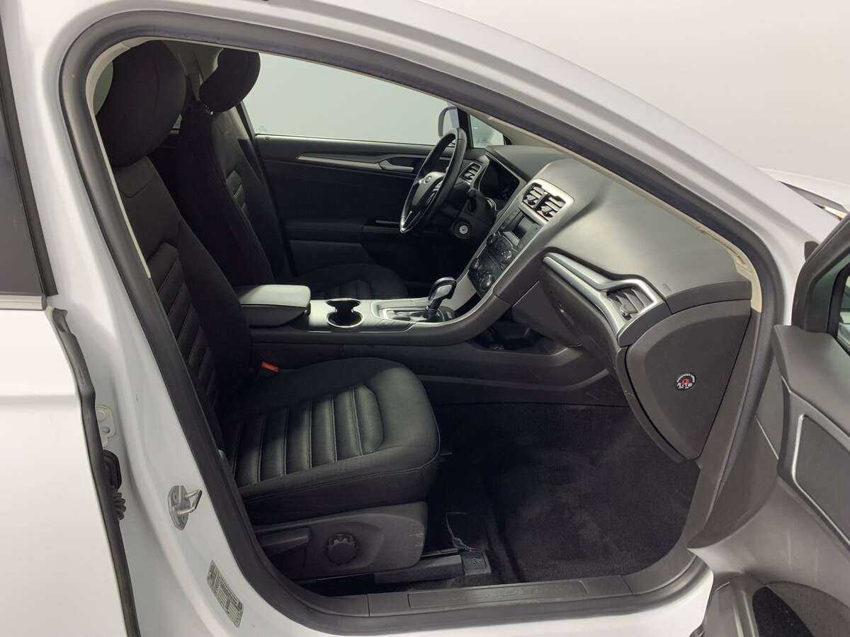 Ford Mondeo с пробегом — 2018 год. Фото: #13