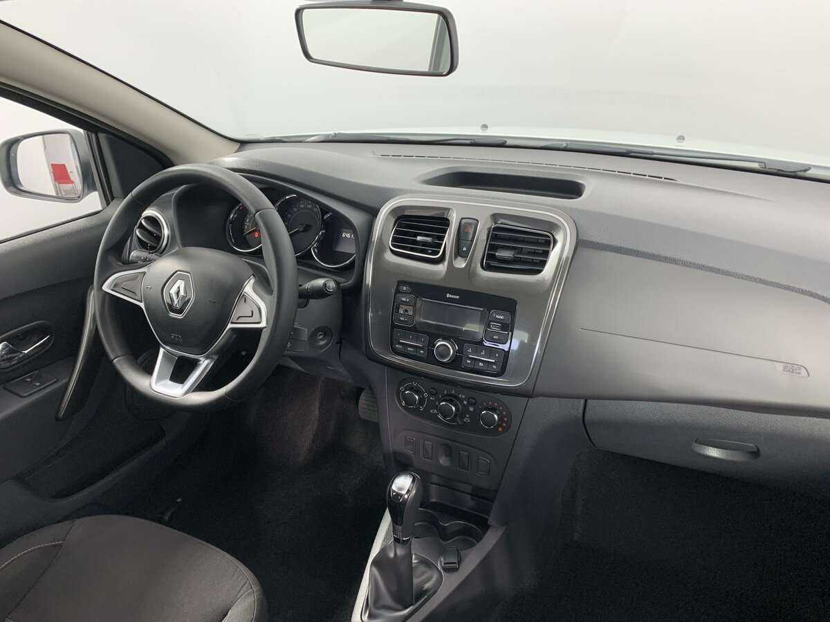 Renault Logan с пробегом — 2020 год. Фото: #10