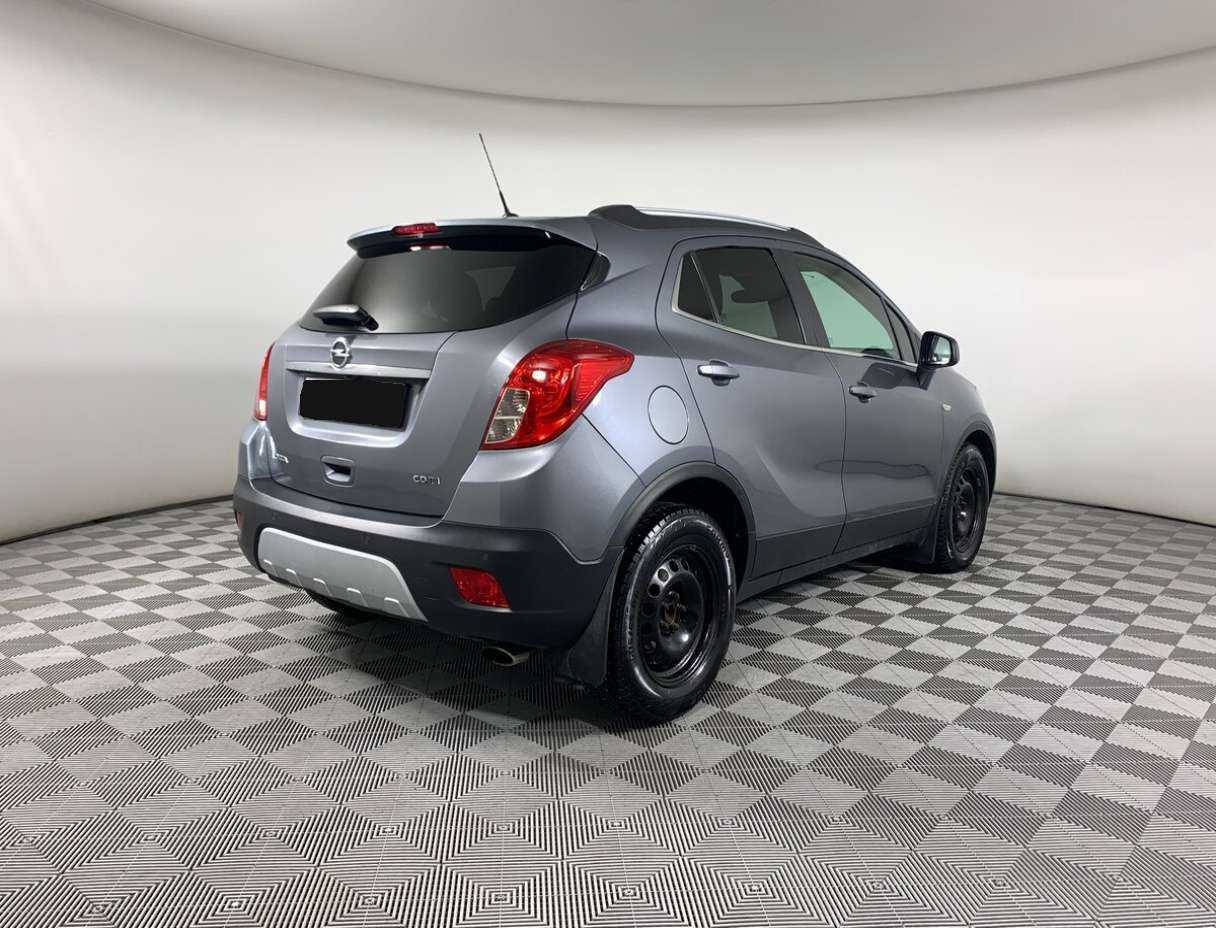 Opel Mokka с пробегом — 2015 год. Фото: #4