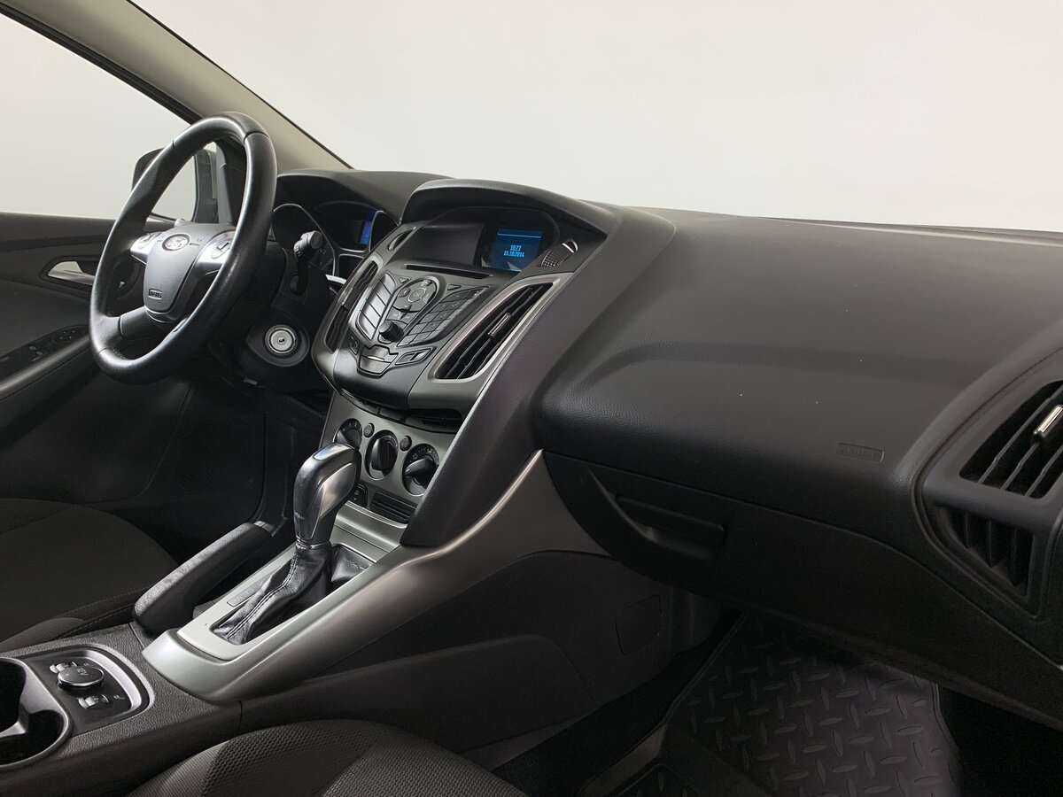 Ford Focus с пробегом — 2015 год. Фото: #10