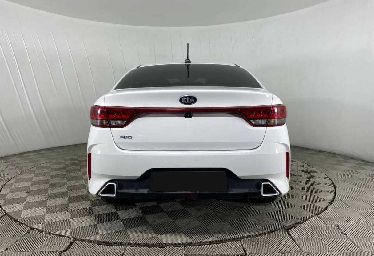 Kia Rio с пробегом — 2021 год. Фото: #5