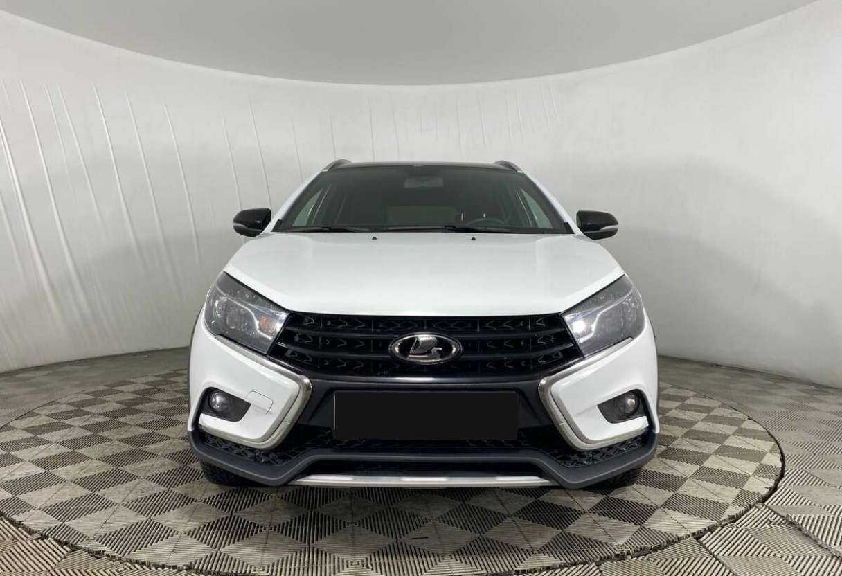 Lada (ВАЗ) Vesta с пробегом — 2020 год. Фото: #1