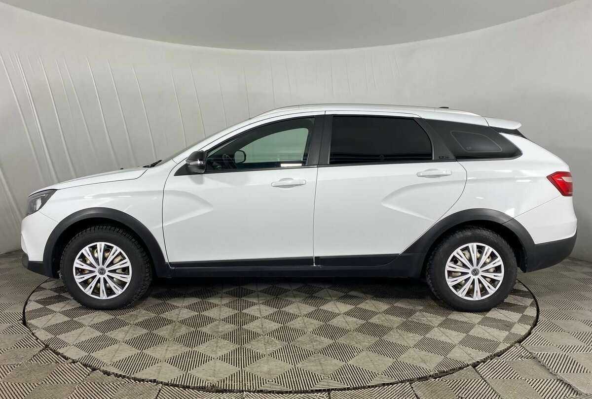 Lada (ВАЗ) Vesta с пробегом — 2020 год. Фото: #7