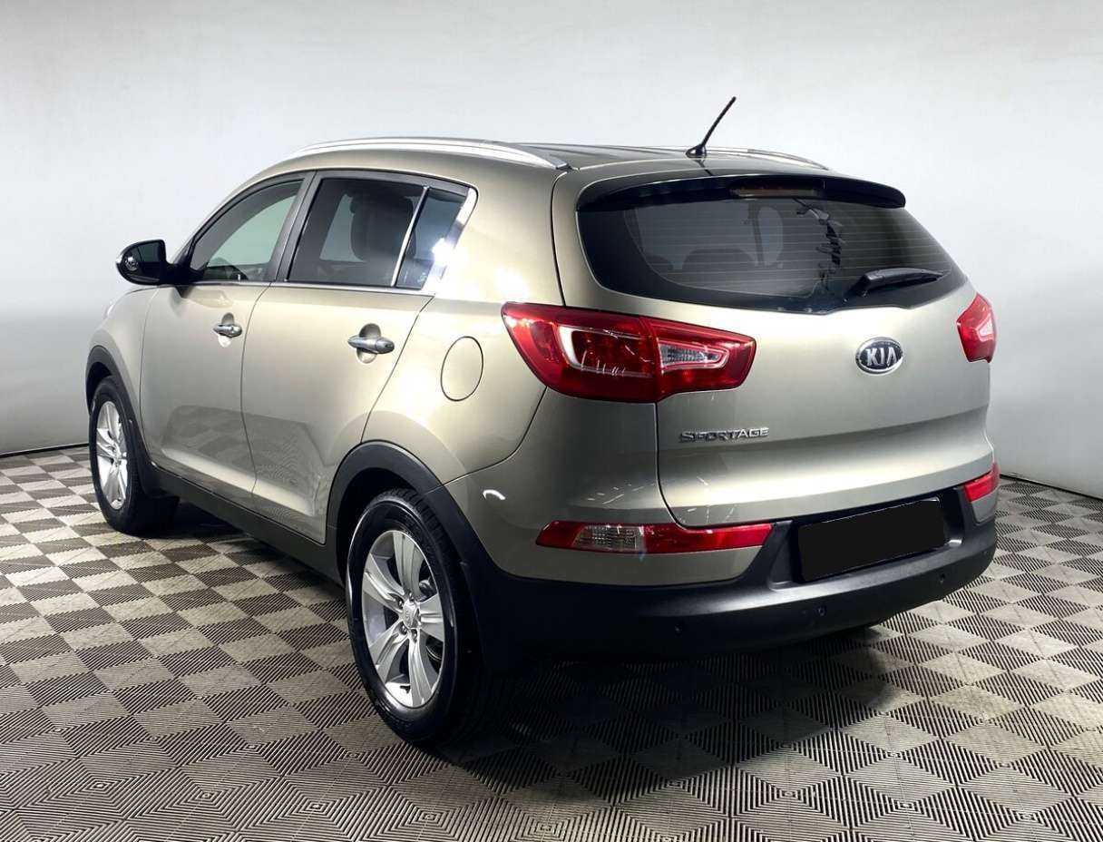 Kia Sportage с пробегом — 2012 год. Фото: #4