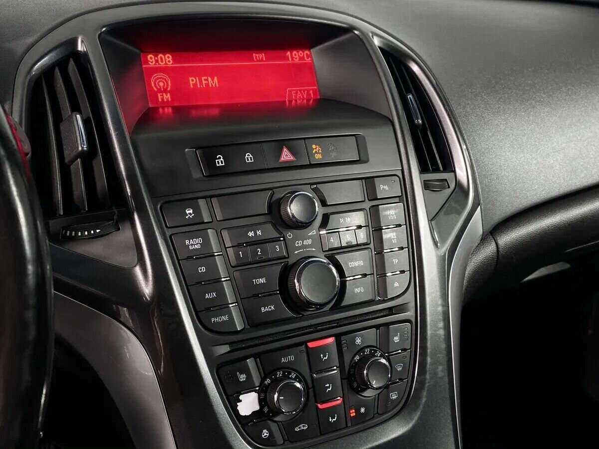 Купить Опель Астра, 2013, 199 500 км.. Фото: #12