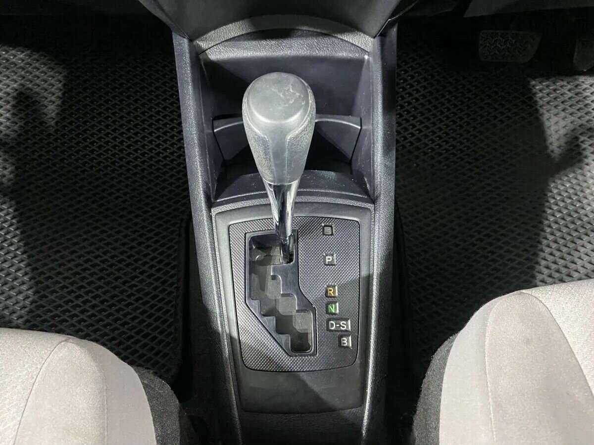 Toyota Corolla с пробегом — 2016 год. Фото: #10