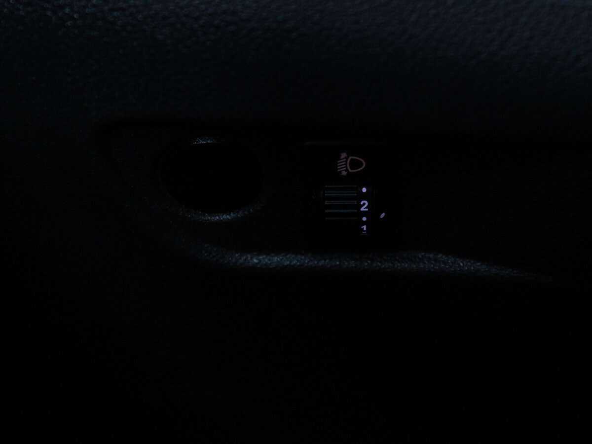 Lada (ВАЗ) Vesta с пробегом — 2018 год. Фото: #14