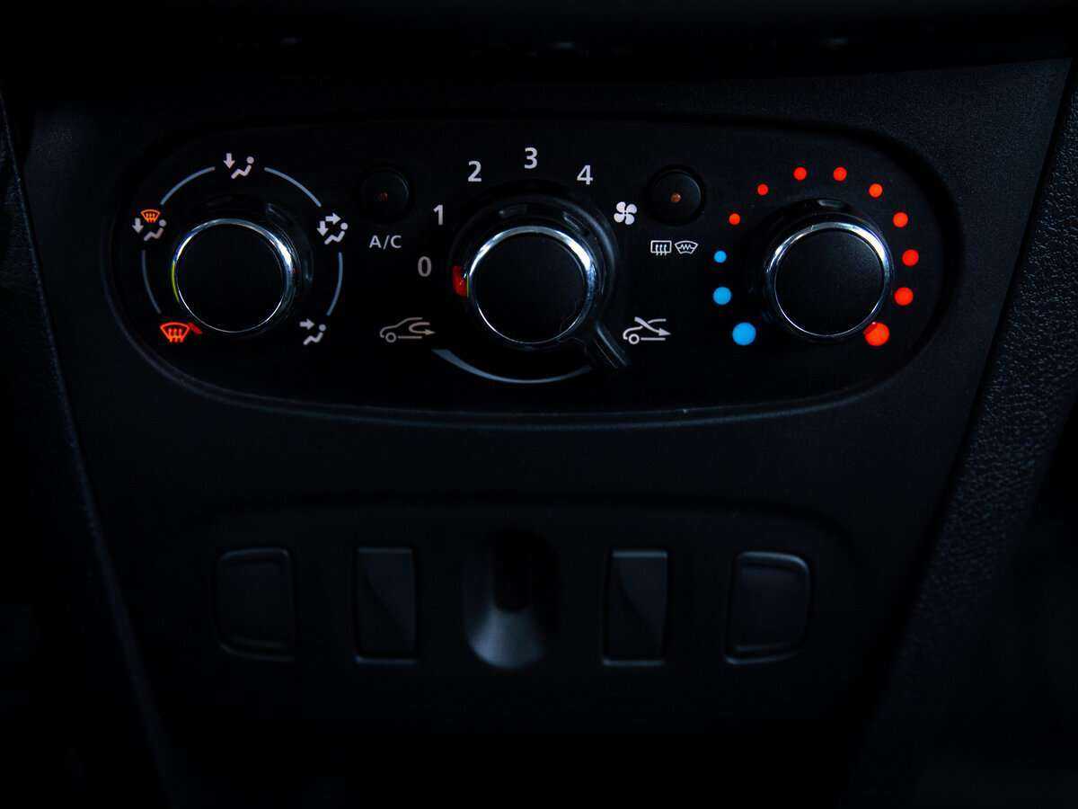 Renault Logan с пробегом — 2019 год. Фото: #16