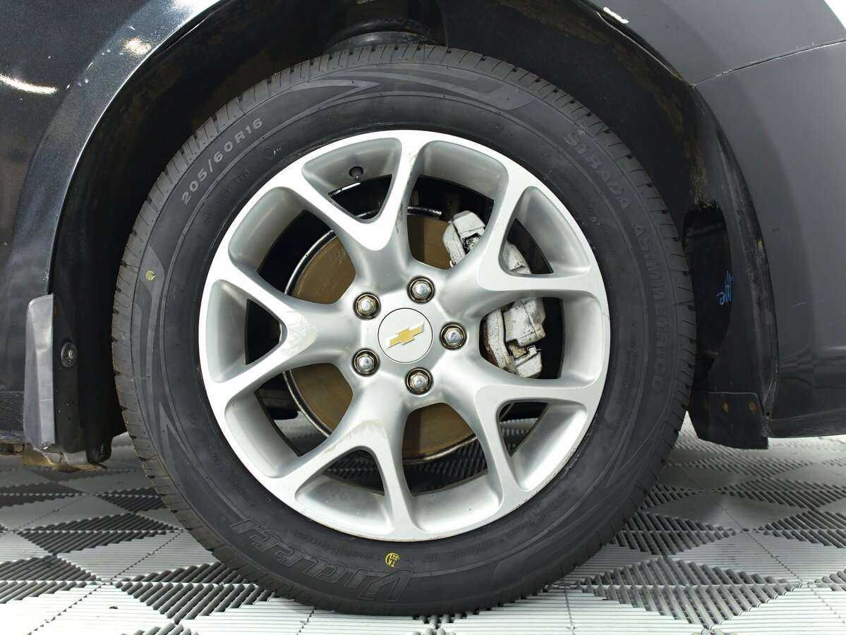 Chevrolet Cruze с пробегом — 2013 год. Фото: #9