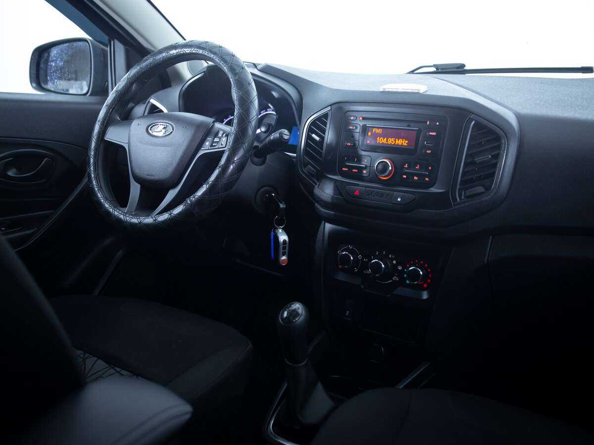 Lada (ВАЗ) XRAY с пробегом — 2017 год. Фото: #11