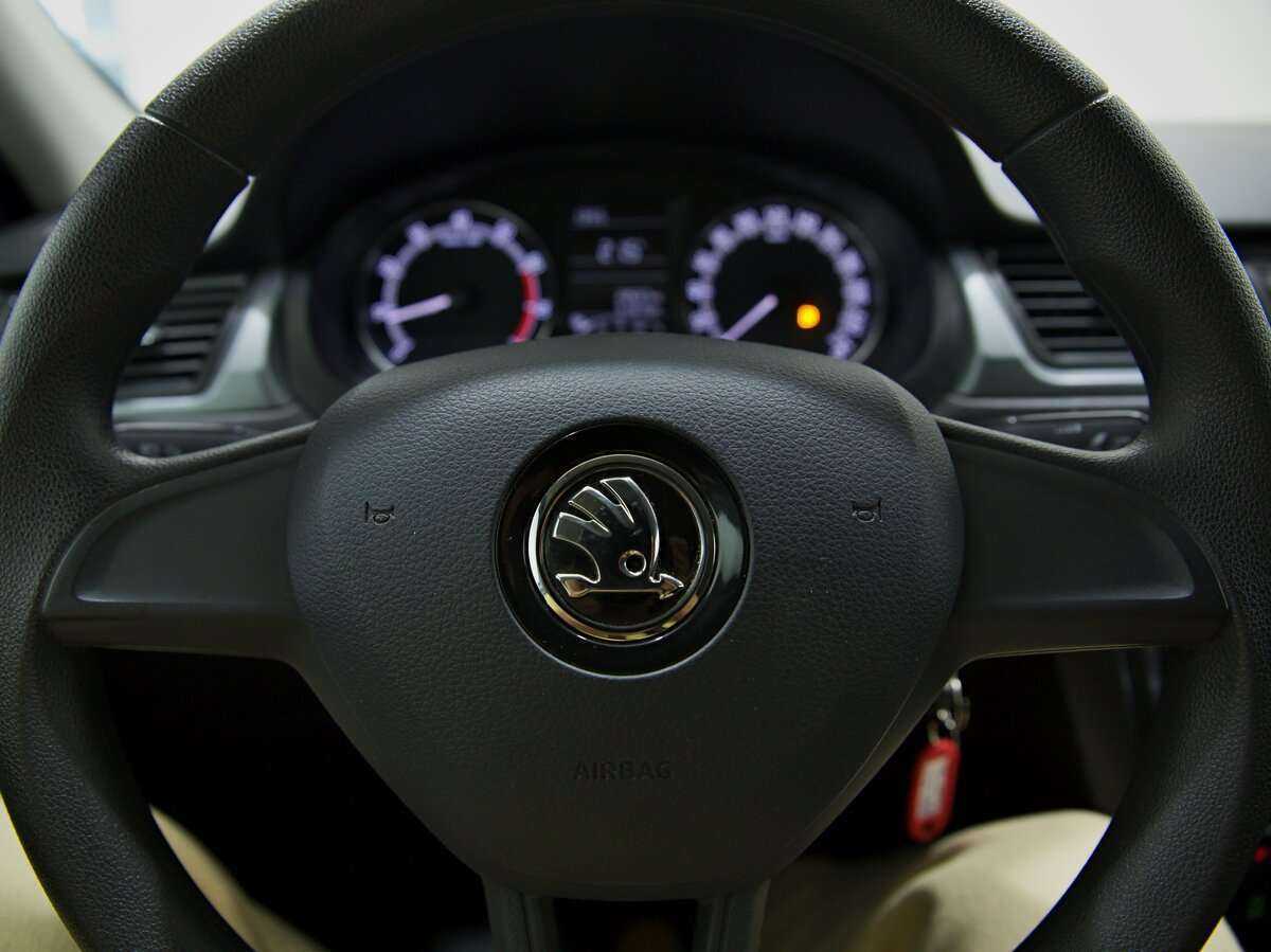 Skoda Rapid с пробегом — 2018 год. Фото: #4