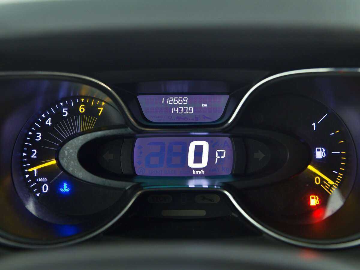 Renault Kaptur с пробегом — 2016 год. Фото: #13